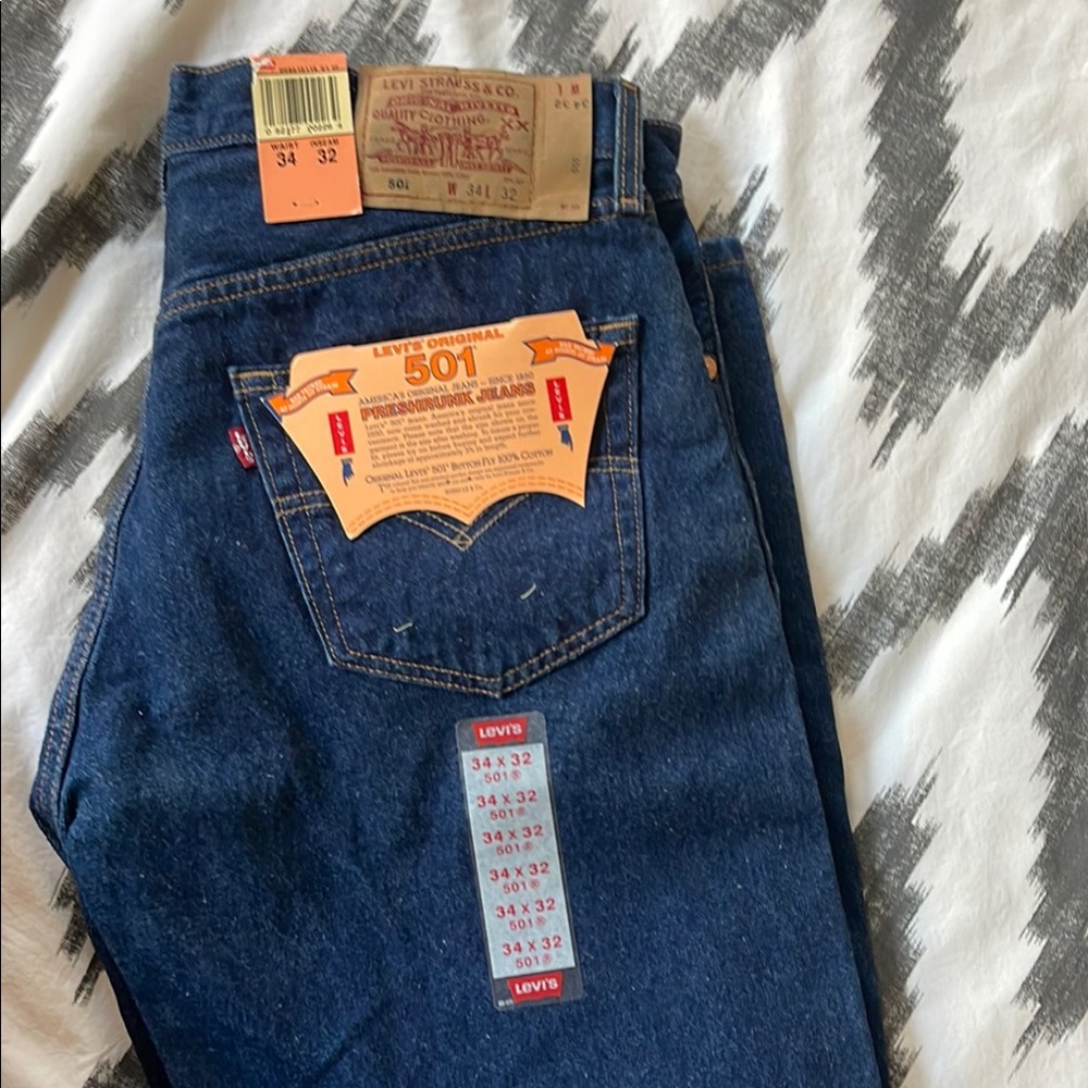 Levi's Blue Straight Denim Jeans Timeless Style
